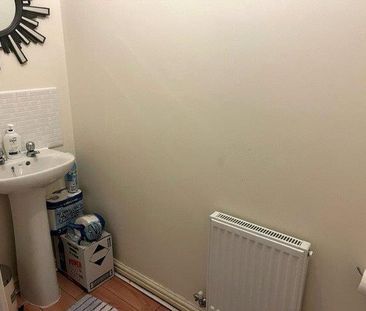 3 bedroom semi-detached house to rent - Photo 5