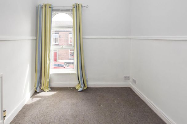 3 bed House - Terraced for Rent - Photo 1