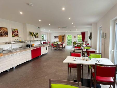 Modern & sicher wohnen im Alter – 2-Zimmer Wohnung mit Vollservice, Pflegeoption & Rezeption in zentraler Lage Sangerhausens - Photo 4