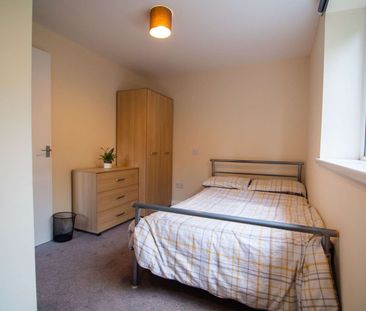 Abbotsford Road Room 1 - Photo 5