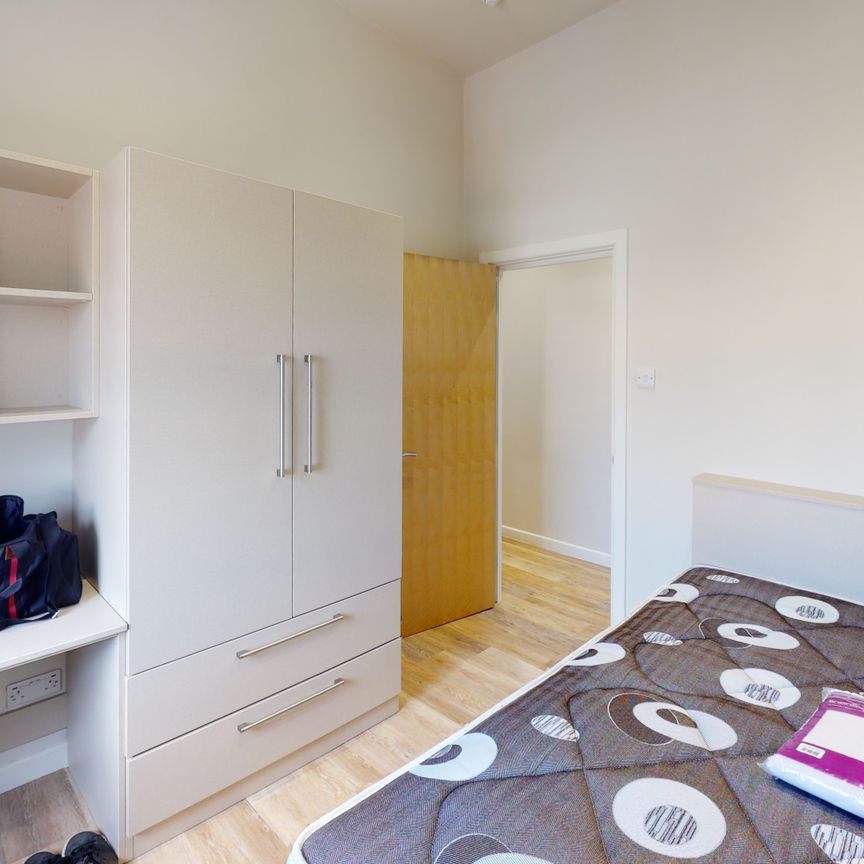 Student Properties to Let - Photo 1