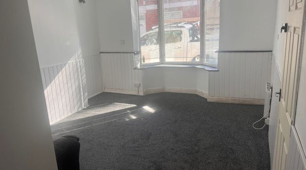 Flat B, Spencer Street, Bishop Auckland, DL14 8TL - Photo 1