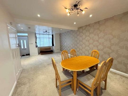 Grasmere Avenue, Tilehurst, Reading, RG30 - Photo 1