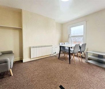 Bedford Road, Reading, Berkshire, RG1 - Photo 1