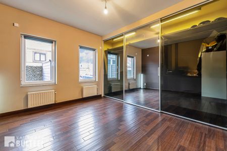 Modern appartement met 1 slaapkamer, terras en garage. - Photo 4