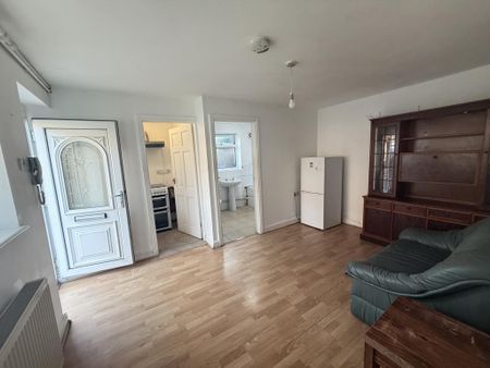 1 bedroom bungalow to rent - Photo 2