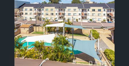 Top-Floor Apartment in the Heart of Joondalup! - Photo 4