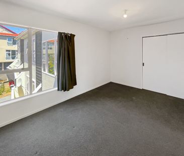 Lovely 2-bedroom home on the city end of Mt cook with garage. - Photo 2
