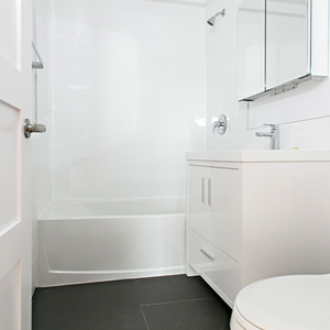 1545 Rue Bathurst - Bachelor - Photo 2