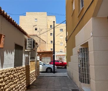 Piso de alquiler en Plaça de Les Barraques, 1, Miramar - Photo 5