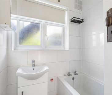 2 bedroom maisonette to rent - Photo 6