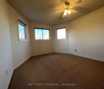 For Lease - 342 Carrier Lane, Oakville, Ontario - Photo 6