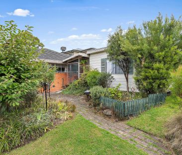 41 Lomond Avenue, Kilsyth - Photo 2