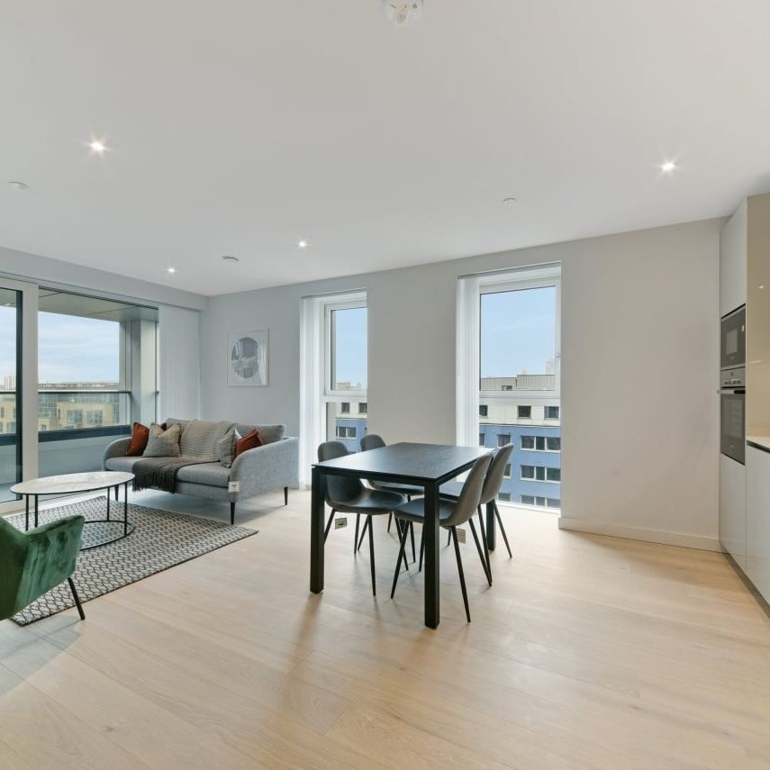 2 Bed Flat, Hurlock Heights, SE17 - Photo 1