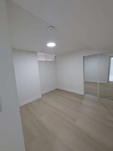 For Lease - 9 Cranley Road Unit# Bsmt, East Gwillimbury, Ontario - Photo 3