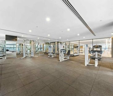 Beautiful 1 Bedroom Apartment! - Photo 2