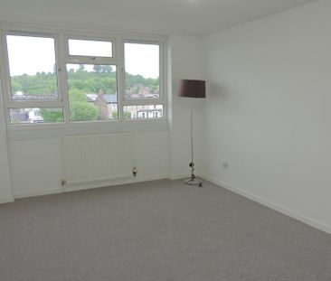 3 bedroom maisonette to rent - Photo 3