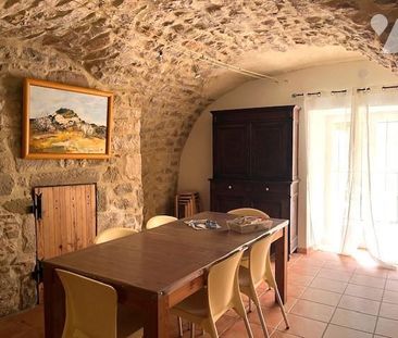 A LOUER MAISON DE VILLAGE MEUBLEE avec TROPEZIENNE - Photo 6