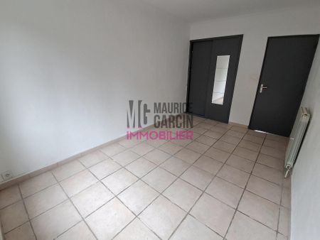 A LOUER - T3 - 67.71m² - CARPENTRAS - Photo 4