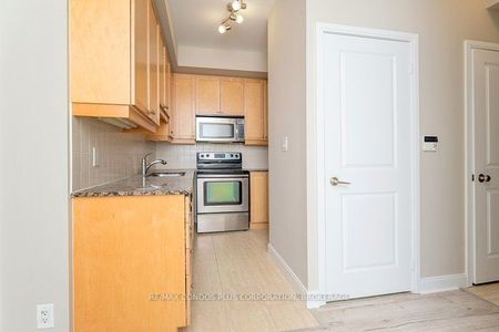 For Lease - 50 Absolute Avenue Unit# 1802, Mississauga, Ontario - Photo 4