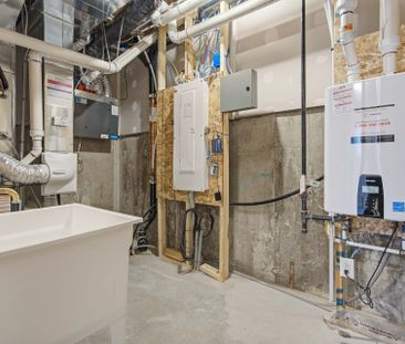 For Lease - 88 Ryan Reynolds Way, Orleans - Cumberland and Area, On... - Photo 4