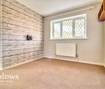 3 bedroom end of terrace house to rent - Photo 5