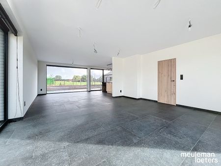 Hoogstaand afgewerkte nieuwbouwwoning met garage - Foto 3