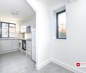 1 bedroom in a flat share to rent - Photo 4