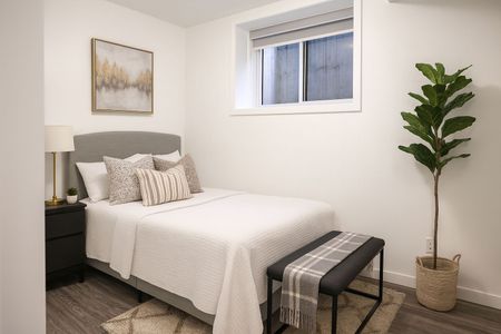 For Lease - 148 Glenlake Avenue Unit# 3, Toronto, Ontario - Photo 2