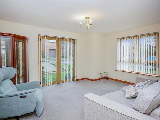 Apt 37, Forest Grove, Newtownbreda Road, Belfast, BT8 6AR - Photo 1