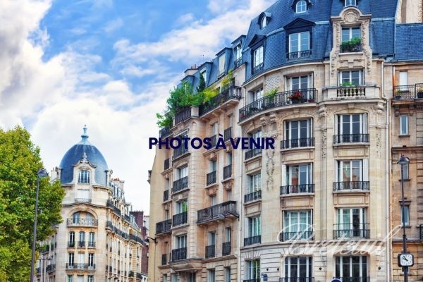 Appartement à louer à Paris 9Ème - Photo 1