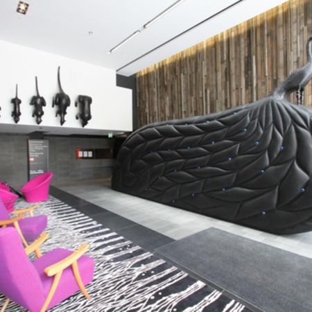 Stylish City Living - Photo 2