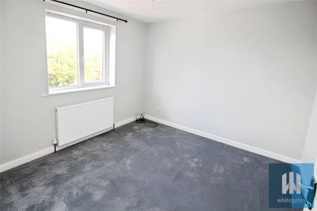 King Edward Street, Hemsworth, Pontefract, West Yorkshire, WF9 - Photo 4