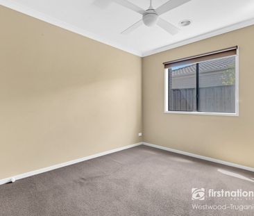 5 Riley Terrace, 3029, Tarneit Vic - Photo 2