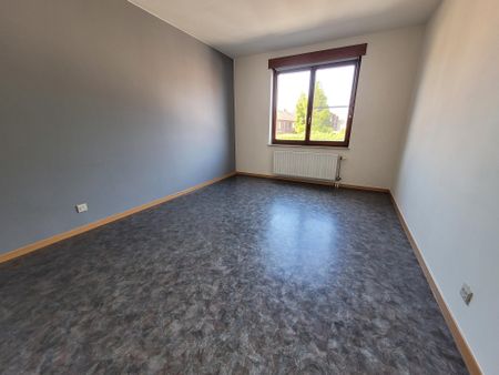 KNAP appartement op de 1ste verdieping met 3 slaapkamers en garagebox! - Foto 2