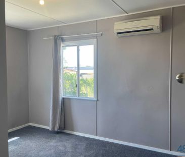 3 Bedroom home + Shed in Happy Valley! - Photo 2
