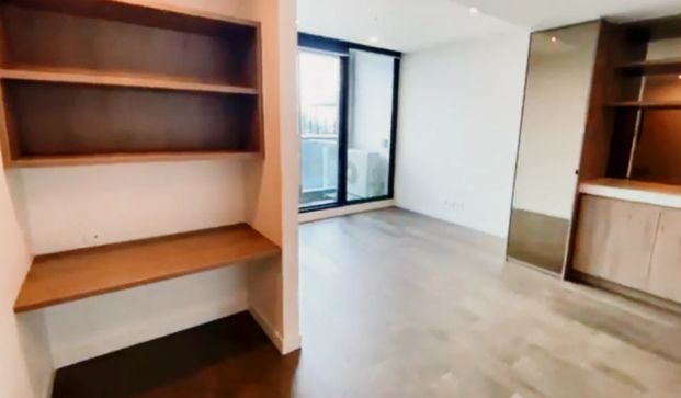 105 Batman Street, Melbourne - Photo 1