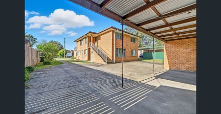 Charming Two Bedroom Brick Unit In A Central Location - Photo 5