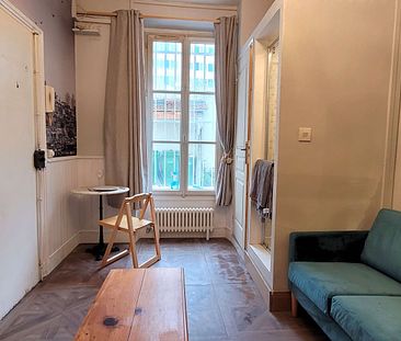 BEAU STUDIO 14 M2 PARIS 18EME - Photo 6