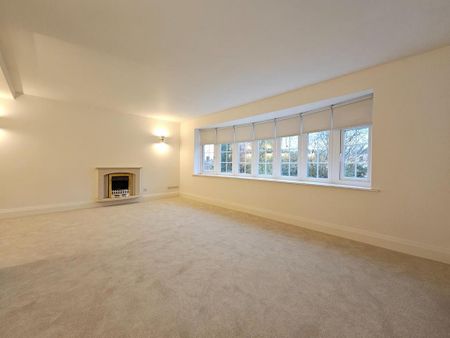 4 bedroom townhouse to rent - Photo 3