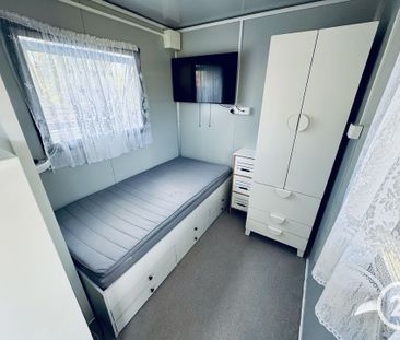 A Charming Home - Photo 2