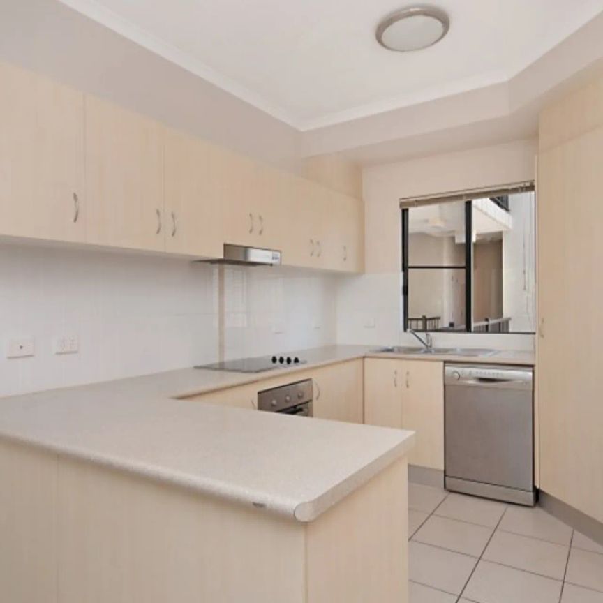 9/423-427 Draper Street, Parramatta Park. - Photo 1