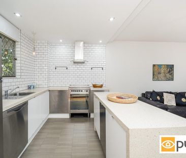 PARTIALLY FURNISHED 2 BEDROOM APARTMENT ON SOUGHT AFTER MOUNT STREET - Photo 5