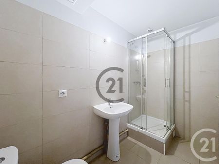 Location Appartement 2 pièces 46m² MELUN 77000 - Photo 3