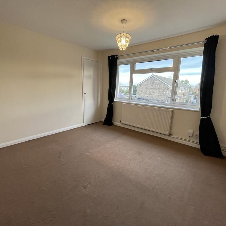 2 bedroom maisonette to rent - Photo 1