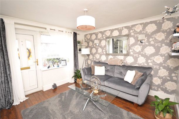 16, Leasowe Close, Leeds, West Yorkshire, LS10 2HS - Photo 1