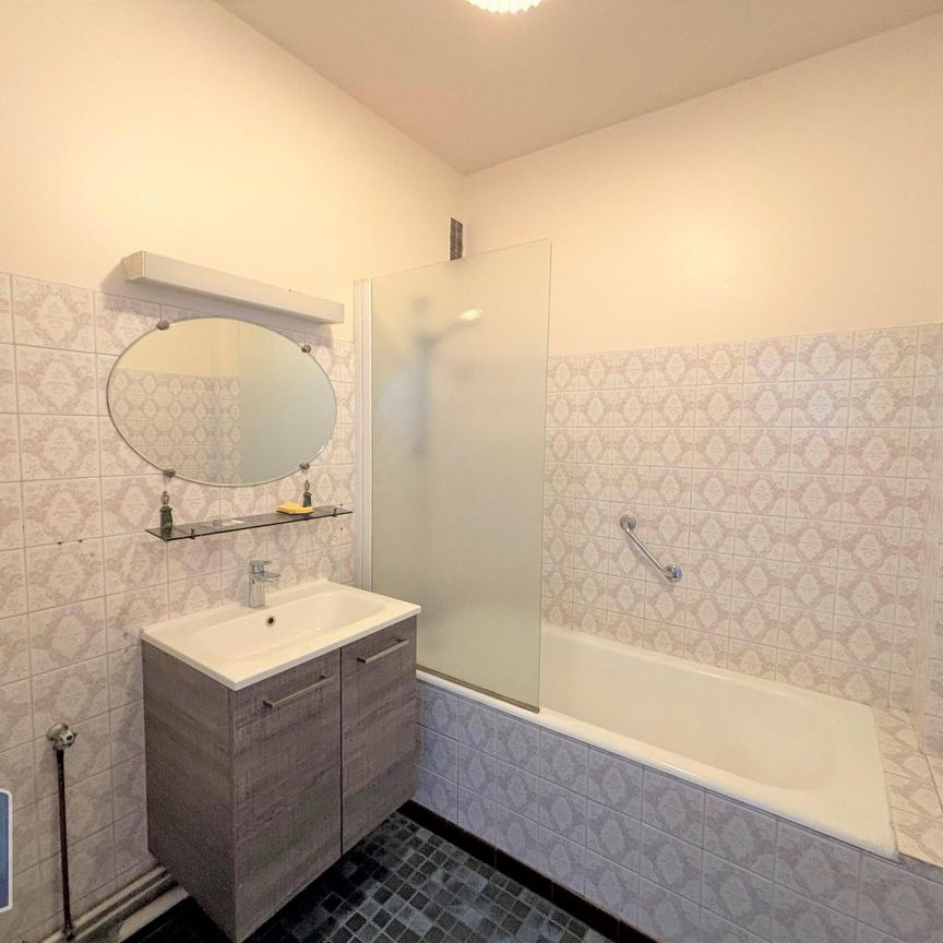 Location Appartement 5 pièces 118m² LIMOGES 87000 - Photo 1