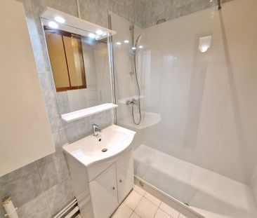 Location Appartement 2 pièces 31m² POISSY 78300 - Photo 3