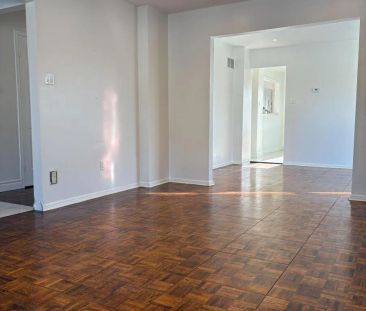 33 INNISBROOK CRESCENT - Photo 5