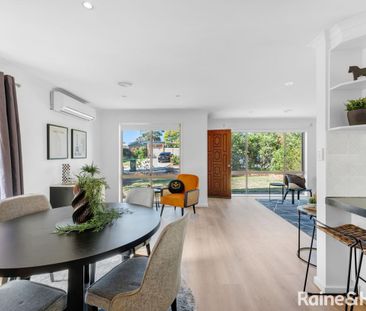 Beautifully updated three-bedroom home - Photo 6